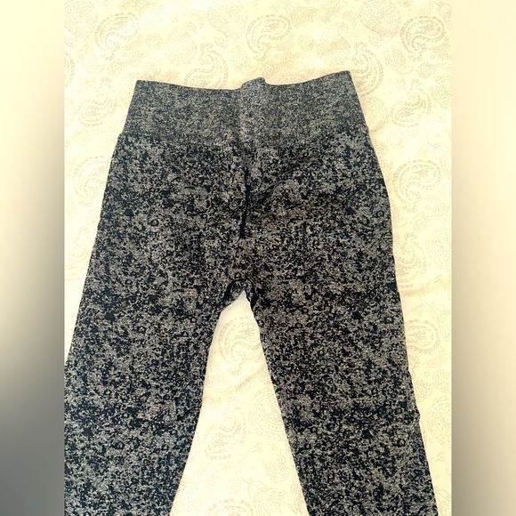 Leggings - Picture 4 of 5